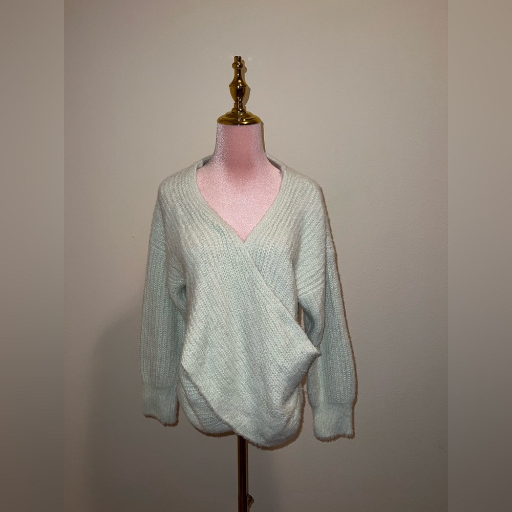 Women’s sweater